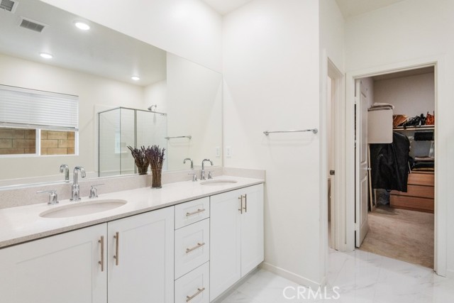 4835 S Cora Way, Ontario CA: https://media.crmls.org/medias/dbfd15b8-2714-4339-a773-8dbb791f0f9e.jpg