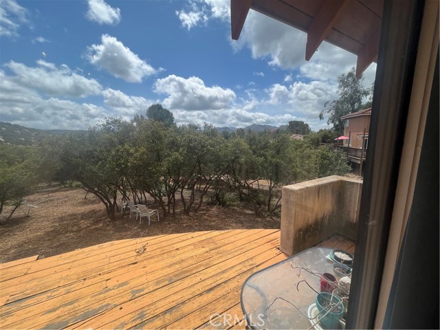 16741 Georgios Way, Ramona CA: https://media.crmls.org/medias/dbfd1bd1-8860-4d6c-b44b-2bb3e812095c.jpg