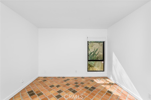 24743 Vantage Point Terrace, Malibu CA: https://media.crmls.org/medias/dbfd2ba3-7263-4e39-b7fb-9435855b5533.jpg