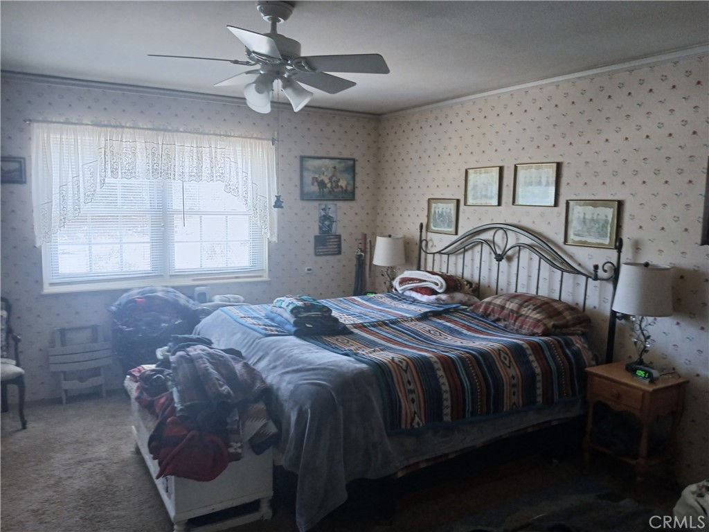 https://media.crmls.org/medias/dbfd96e7-e4bf-4961-a533-138f9d13da6c.jpg?preset=X-Large