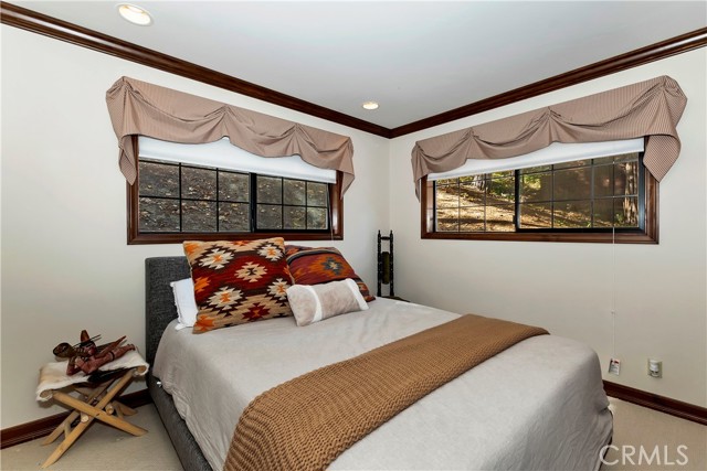 Detail Gallery Image 31 of 36 For 27538 W Shore Rd, Lake Arrowhead,  CA 92352 - 5 Beds | 2 Baths