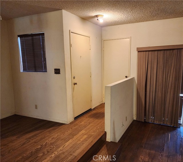 411 N Brannick, Los Angeles CA: https://media.crmls.org/medias/dbffa87e-7989-410a-be6a-d5d0c73afc82.jpg