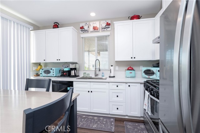 1134 Villa Calimesa Ln, Calimesa CA: https://media.crmls.org/medias/dc005cdf-2301-49bb-ad1a-16ca6625b41a.jpg