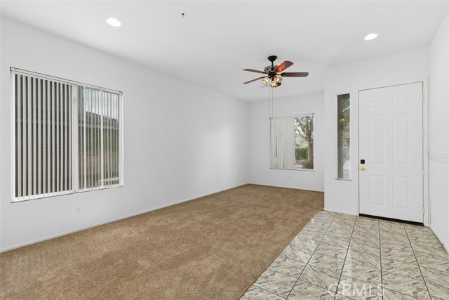 Detail Gallery Image 4 of 33 For 27570 Nellie Court, Temecula,  CA 92591 - 4 Beds | 2 Baths