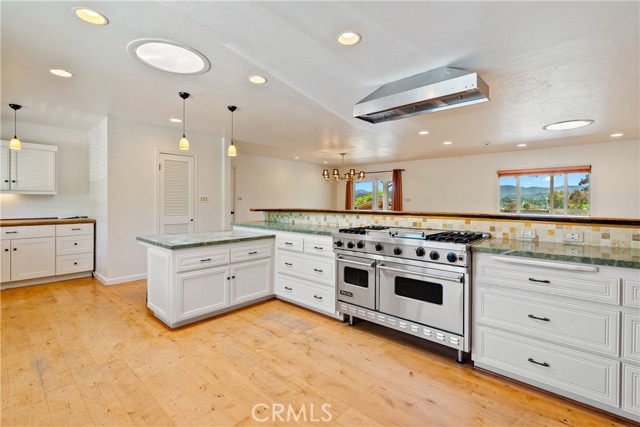 Detail Gallery Image 9 of 46 For 3500 Colima Rd, Atascadero,  CA 93422 - 4 Beds | 3 Baths