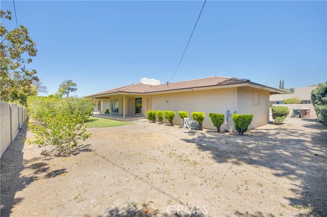 18132 James Road, Villa Park CA: https://media.crmls.org/medias/dc027f95-7936-4d34-b2a2-3730e242fe3f.jpg