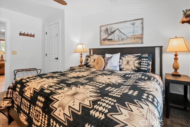 Detail Gallery Image 19 of 52 For 42425 Fox Farm Rd, Big Bear Lake,  CA 92315 - 2 Beds | 1 Baths