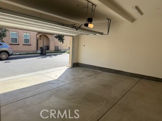 https://media.crmls.org/medias/dc03f169-785f-46a5-8fb2-dda03ad1e740.jpg?preset=X-Large