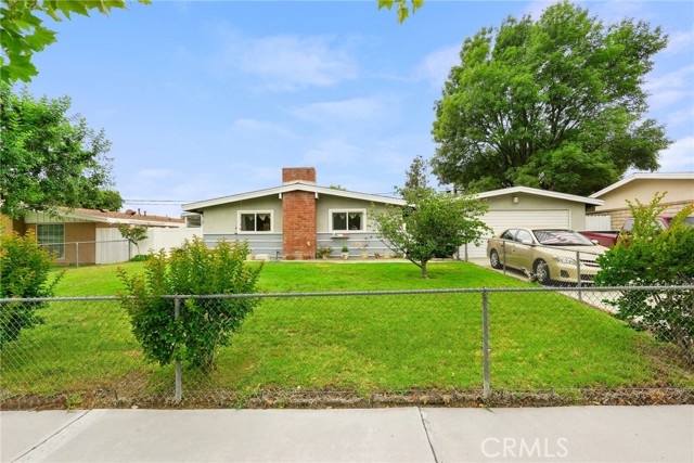 27439 Santa Clarita Road, Saugus CA: https://media.crmls.org/medias/dc0432b5-36ba-4462-9ff0-010bc7ff5bab.jpg
