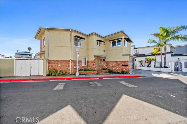 Detail Gallery Image 3 of 27 For 3711 Channel Pl, Newport Beach,  CA 92663 - 2 Beds | 1/1 Baths