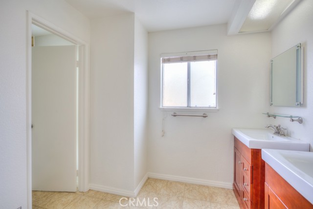 Detail Gallery Image 24 of 48 For 13006 Parkview, Baldwin Park,  CA 91706 - 3 Beds | 2/1 Baths