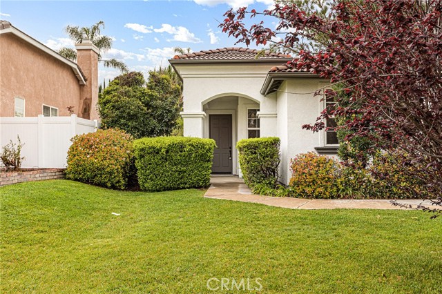 Detail Gallery Image 3 of 28 For 1582 Valley Falls Ave, Redlands,  CA 92374 - 4 Beds | 3 Baths