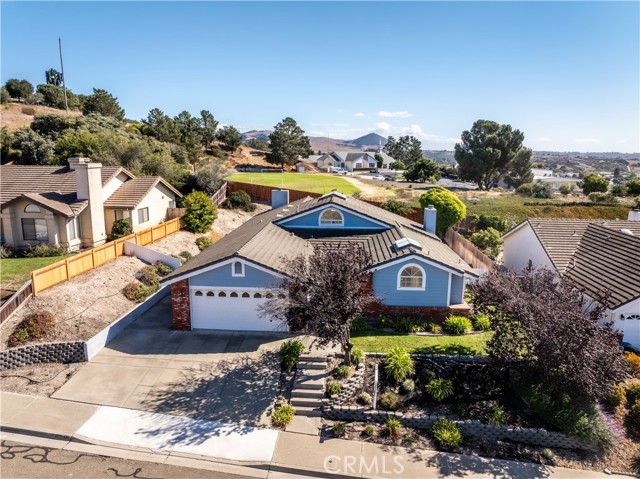 Detail Gallery Image 3 of 59 For 359 Old Ranch Rd, Arroyo Grande,  CA 93420 - 3 Beds | 2 Baths