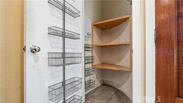 Detail Gallery Image 10 of 32 For 14256 Victory Bld #3,  Van Nuys,  CA 91401 - 2 Beds | 2 Baths