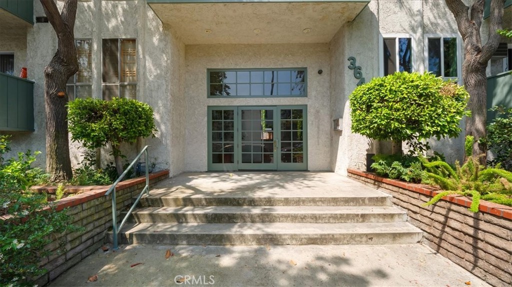 3649 Glendon Avenue #202