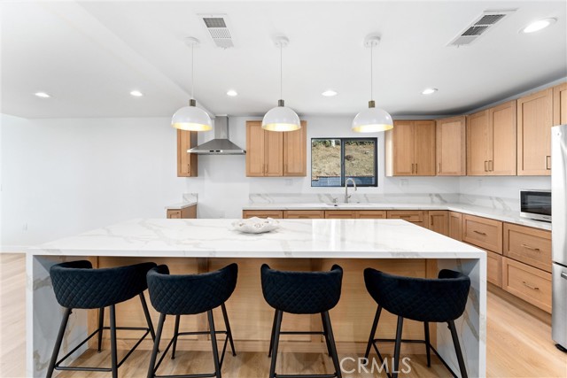 1290 N Tippetts Lane, Anaheim CA: https://media.crmls.org/medias/dc08c1a8-b134-4d58-b625-68fa6e92b50a.jpg