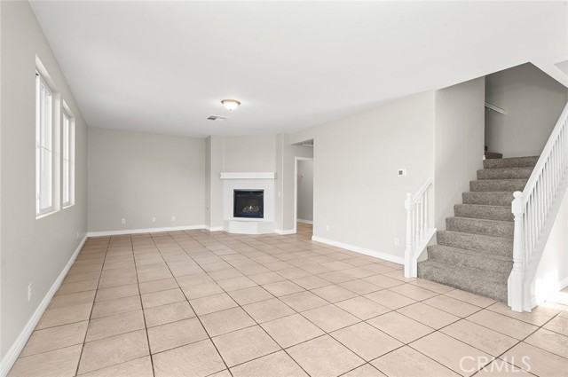 Detail Gallery Image 11 of 43 For 12966 Eastern Shore Dr, Corona,  CA 92880 - 4 Beds | 2/1 Baths
