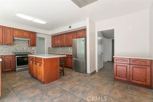 Detail Gallery Image 22 of 67 For 12457 Bradford Pl, Granada Hills,  CA 91344 - 4 Beds | 3 Baths