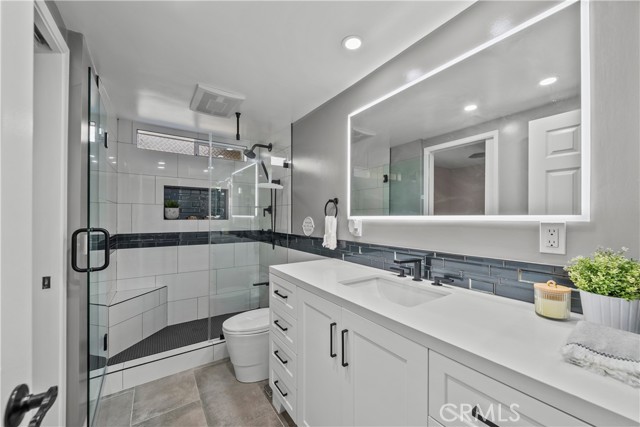 Detail Gallery Image 34 of 60 For 25009 Wintergreen Ct, Stevenson Ranch,  CA 91381 - 4 Beds | 3 Baths