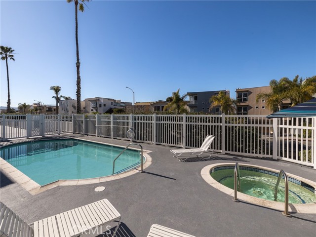 446 Monterey Boulevard, Hermosa Beach, California 90254, 3 Bedrooms Bedrooms, ,2 BathroomsBathrooms,Residential,Sold,Monterey Boulevard,SB23016851