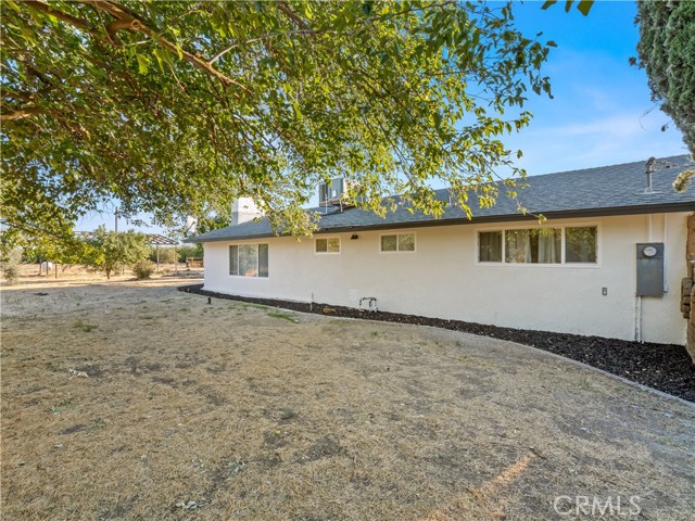 Detail Gallery Image 50 of 66 For 5527 W Olive Ave, Fresno,  CA 93722 - 4 Beds | 3/1 Baths