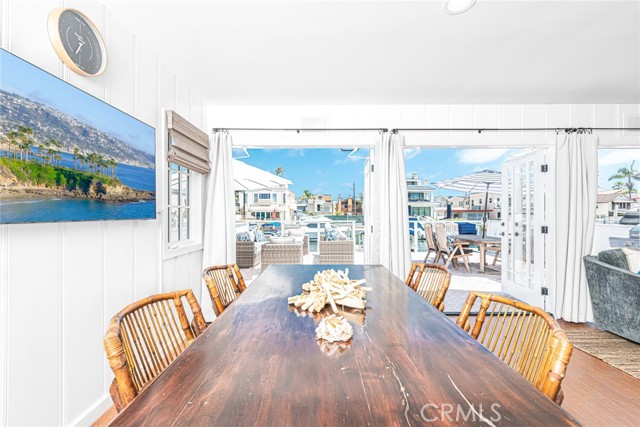Detail Gallery Image 25 of 41 For 3717 Channel Pl, Newport Beach,  CA 92663 - 4 Beds | 2/1 Baths