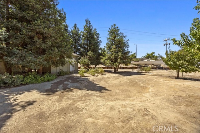 Detail Gallery Image 33 of 37 For 12805 Monterey Beach Dr, Bakersfield,  CA 93311 - 4 Beds | 3/1 Baths