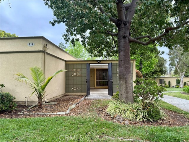 Detail Gallery Image 19 of 26 For 215 Avenida Majorca a,  Laguna Woods,  CA 92637 - 2 Beds | 1 Baths