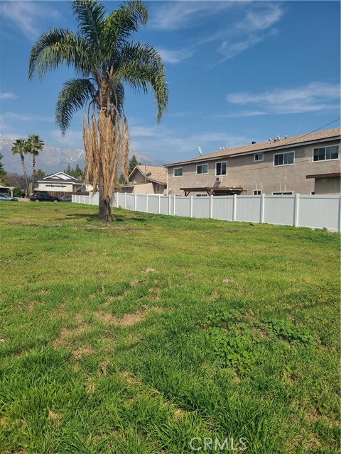 Detail Gallery Image 9 of 10 For 572 West, Upland,  CA 91786 - – Beds | – Baths