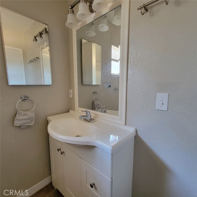 Detail Gallery Image 15 of 27 For 9085 Leila Dr, Glenhaven,  CA 95443 - 3 Beds | 2 Baths