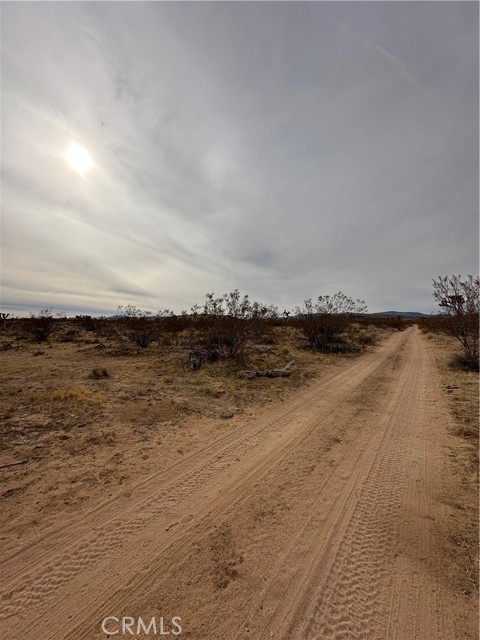 Detail Gallery Image 3 of 4 For 1 Canterbury, Yucca Valley,  CA 92284 - – Beds | – Baths