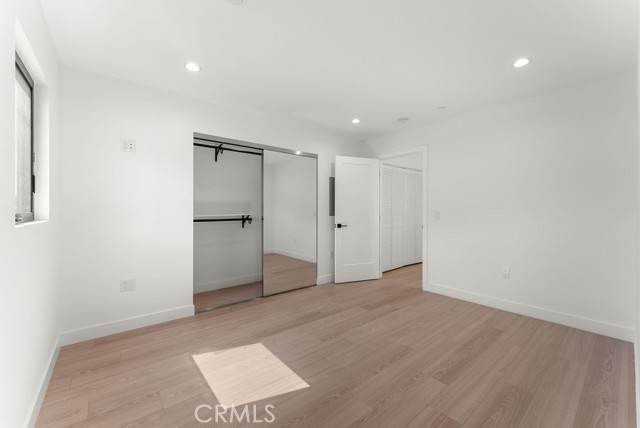 2155 Glenada Avenue, Montrose CA: https://media.crmls.org/medias/dc0f34b6-132f-41eb-bc35-2e976935504f.jpg