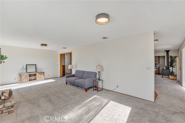 Detail Gallery Image 22 of 53 For 8325 Johnson Rd, Phelan,  CA 92371 - 3 Beds | 2 Baths