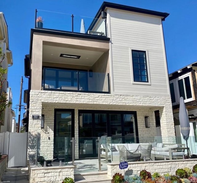 Front Image Thumbnail for CROC26031840