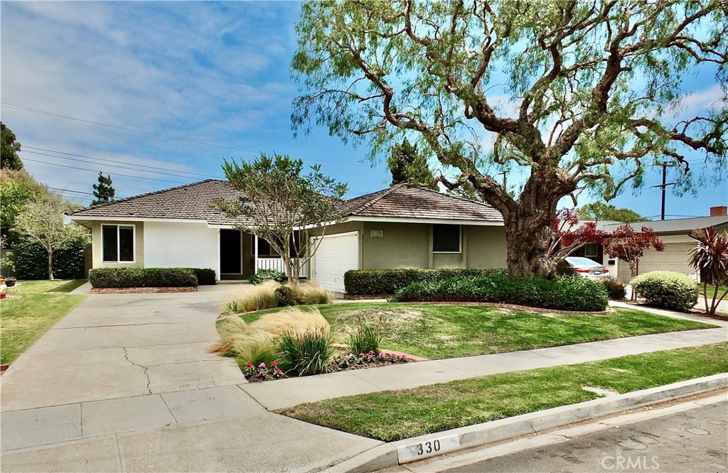 330 Linares Avenue