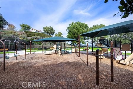 21 Plaza Modena, Lake Elsinore CA: https://media.crmls.org/medias/dc10d57f-1805-4b4b-962d-2829749c2dd9.jpg