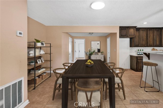 8732 Pico Avenue, Hesperia CA: https://media.crmls.org/medias/dc116d80-4a6a-4689-9f30-9b9656e4b84e.jpg