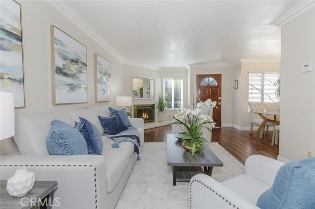 11827 Loma Drive, Whittier CA: https://media.crmls.org/medias/dc11b406-c27d-42b1-a1de-ff0d64b5b0ac.jpg