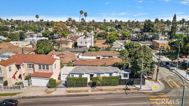 Detail Gallery Image 4 of 34 For 2820 S La Brea Ave, Los Angeles,  CA 90016 - 3 Beds | 2 Baths