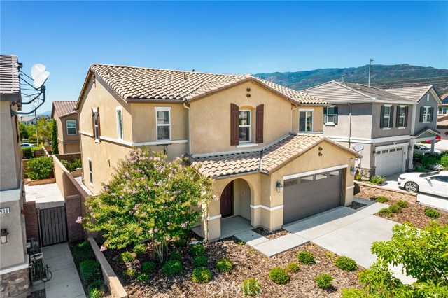 5528 Soriano Way, Fontana, CA, 92336 5528 Soriano Way, Fontana, CA, 92336