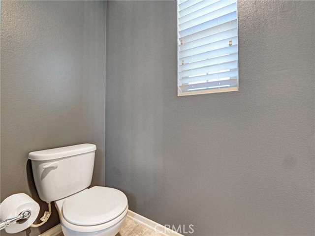 Detail Gallery Image 17 of 29 For 24203 Lilac Lane, Lake Elsinore,  CA 92532 - 4 Beds | 3 Baths