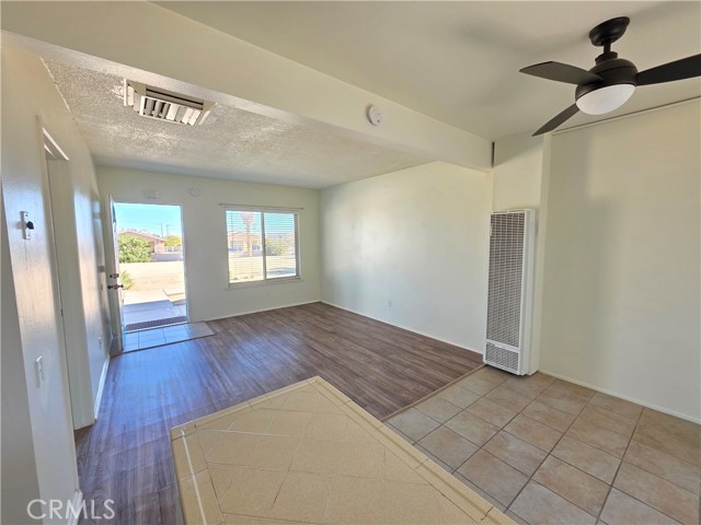 Detail Gallery Image 4 of 8 For 73636 Cactus #E,  Twentynine Palms,  CA 92277 - 1 Beds | 1 Baths