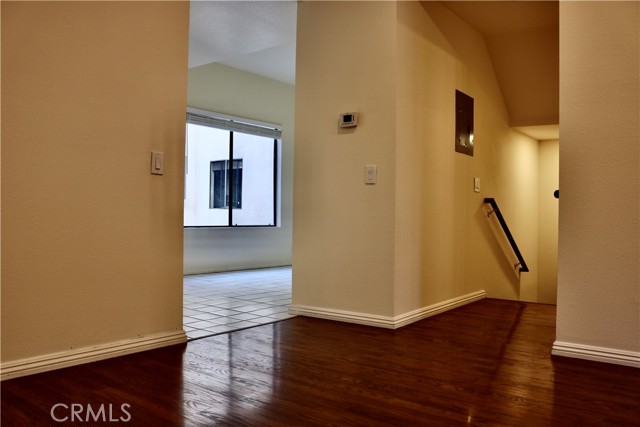 Detail Gallery Image 4 of 24 For 1151 Pine St #B,  South Pasadena,  CA 91030 - 3 Beds | 3 Baths