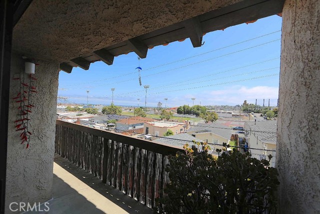 1112 S Meyler Street, San Pedro CA: https://media.crmls.org/medias/dc1453d0-679e-4fa9-9b33-d7ca5e3e0e1f.jpg