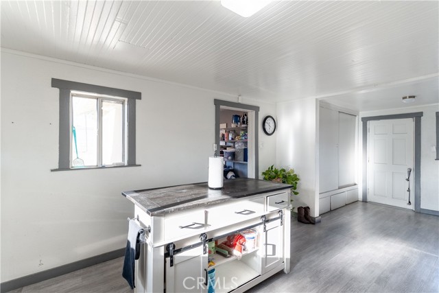 353 W L Street, Colton CA: https://media.crmls.org/medias/dc150562-4a3d-4ec6-9504-7aad93f02c81.jpg