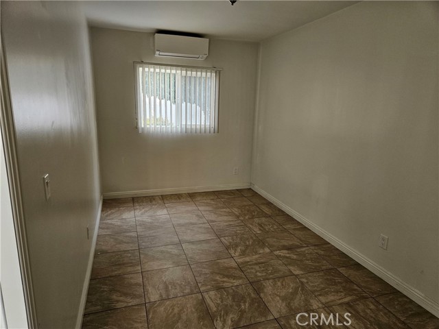 Detail Gallery Image 7 of 8 For 3810 W Heffron Dr #B,  Burbank,  CA 91505 - 1 Beds | 1 Baths