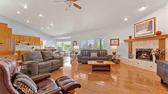 Detail Gallery Image 7 of 60 For 19 Wattles Way, Oroville,  CA 95966 - 2 Beds | 2 Baths