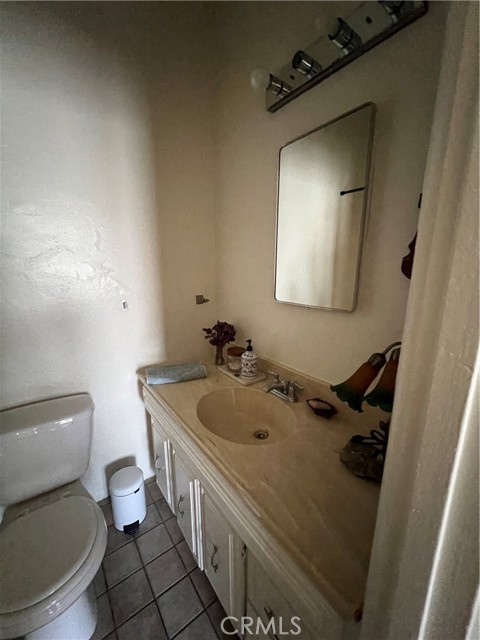 Detail Gallery Image 11 of 24 For 8400 Blackburn, Los Angeles,  CA 90048 - 2 Beds | 2 Baths