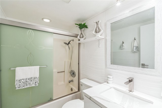 Detail Gallery Image 17 of 24 For 5301 E Waverly Dr #137,  Palm Springs,  CA 92264 - 1 Beds | 2 Baths