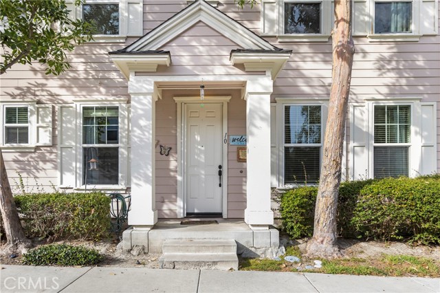 Detail Gallery Image 2 of 21 For 10 Edgartown, Ladera Ranch,  CA 92694 - 2 Beds | 2/1 Baths